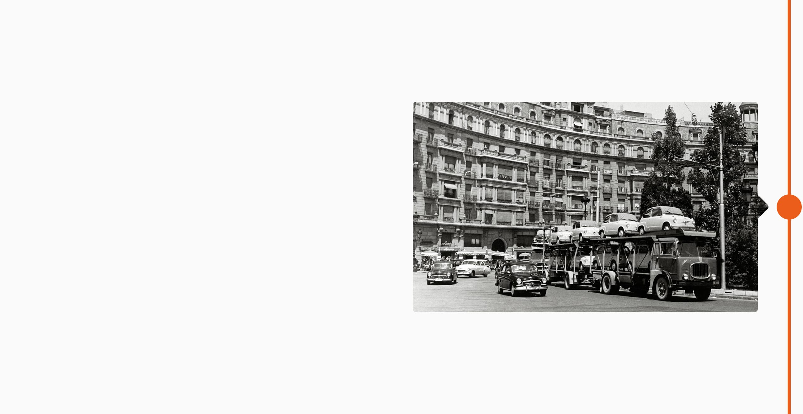 Histoire de la marque SEAT 1956 - voitures chargées sur camion