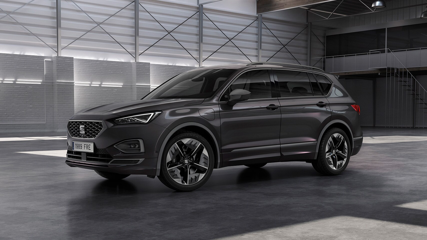 La nouvelle SEAT Tarraco FR PHEV, vue latérale