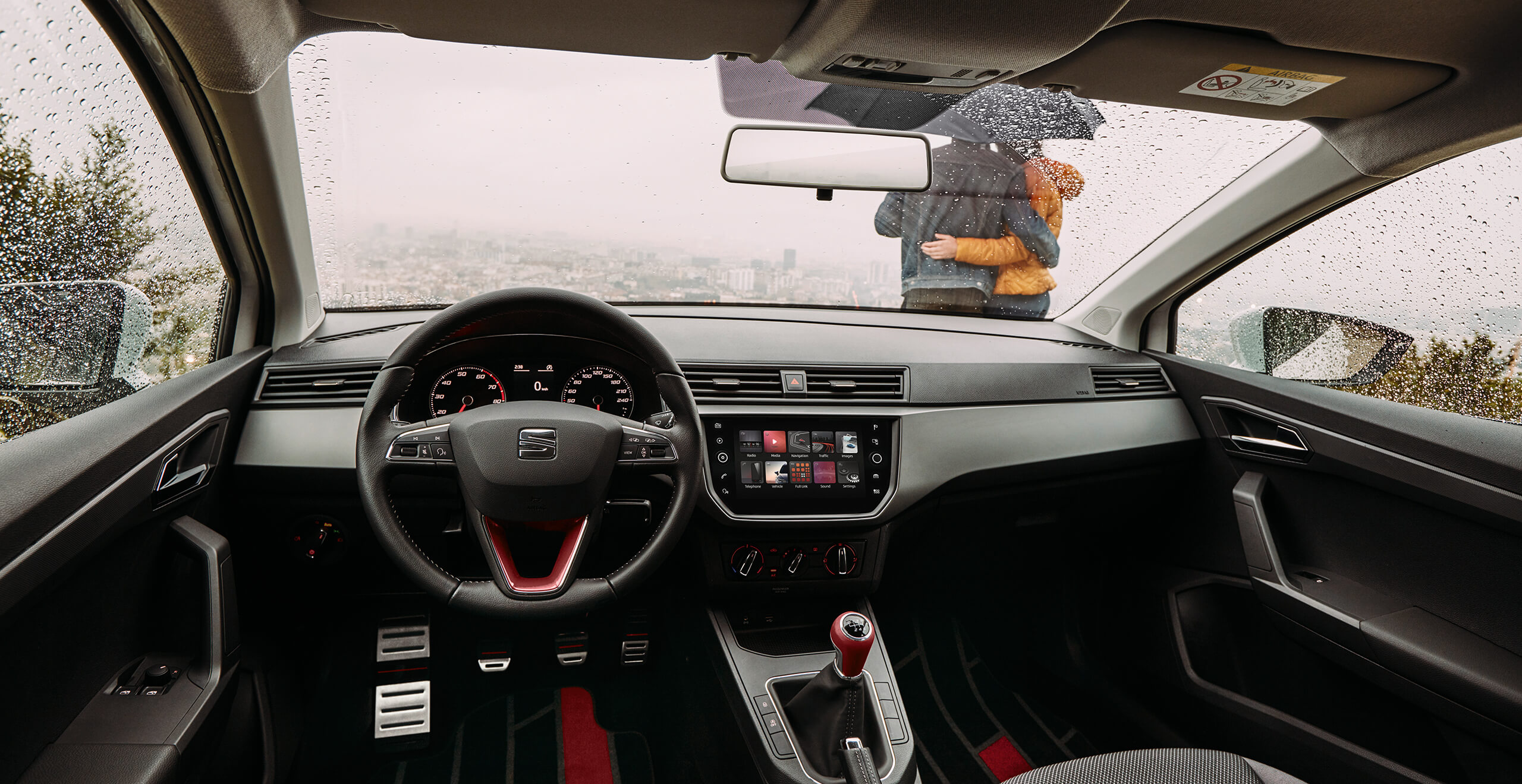 SEAT services et entretien voitures neuves – vue intérieure d'un siège conducteur SEAT