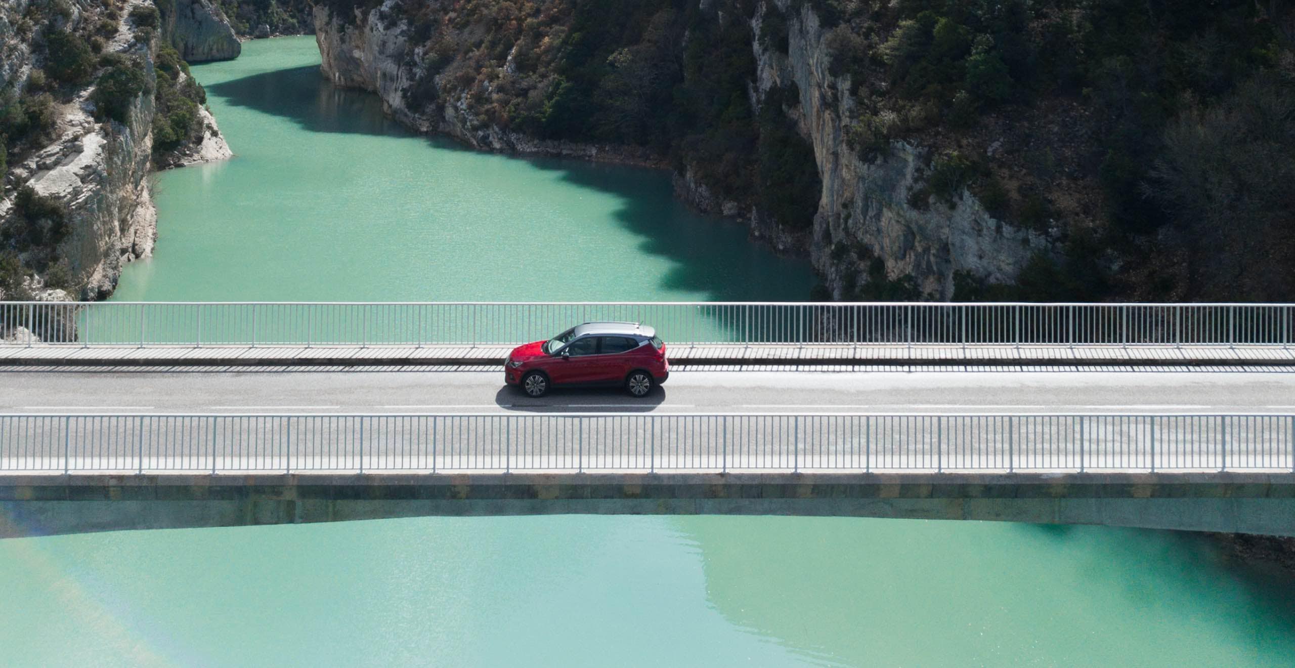 Voyagez avec la SEAT Arona grâce au guide du road-trip SEAT