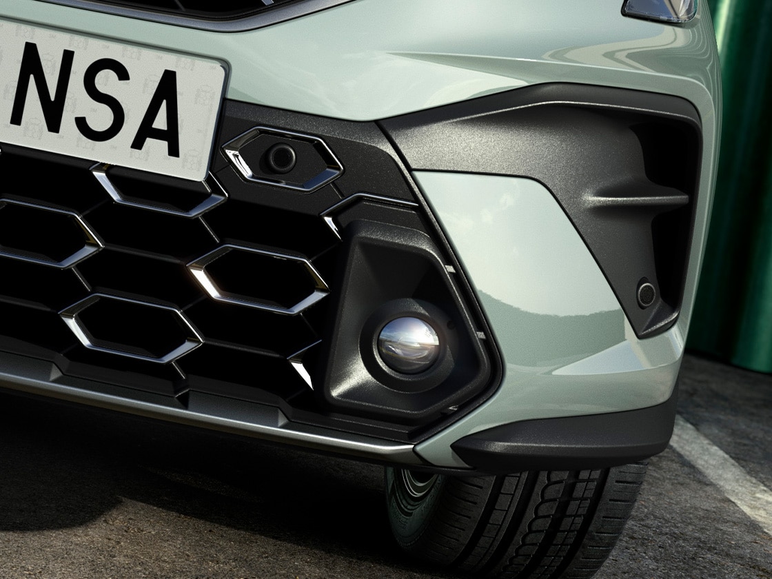 Gros plan sur l’un des feux antibrouillard de la SEAT Arona Gros plan sur l’un des feux antibrouillard de la SEAT Arona