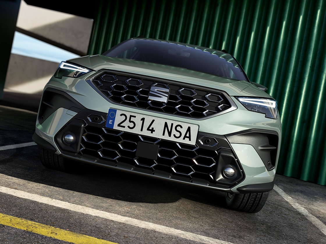 détails du pare-chocs avant de la SEAT Arona 2025