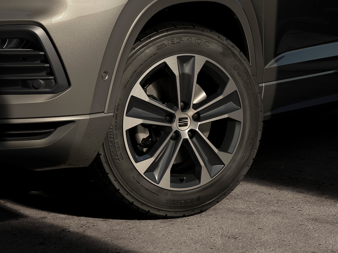 jantes en alliage 17 pouces dynamic usinées pour la seat ateca