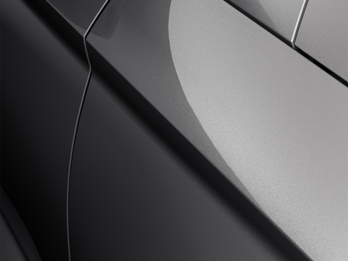 gros plan sur la seat ateca en gris graphite avec une finition métallique