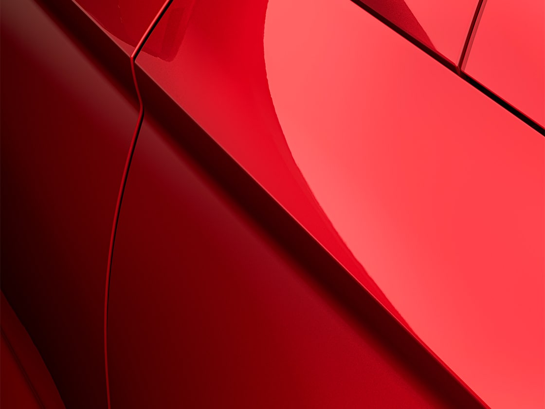 seat ateca en ton rouge velours avec une finition métallique spéciale