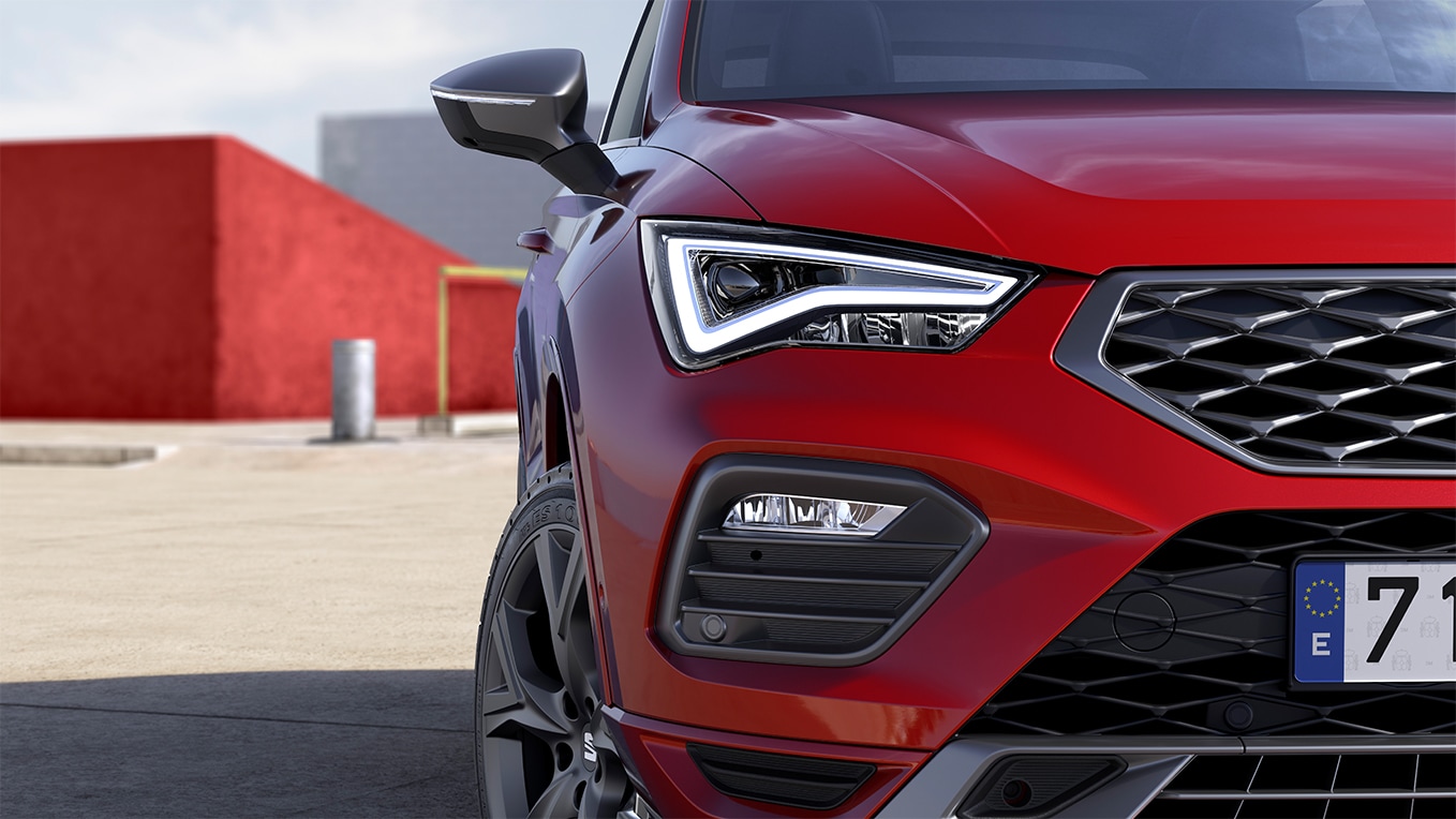 vue des phares full led de la seat ateca