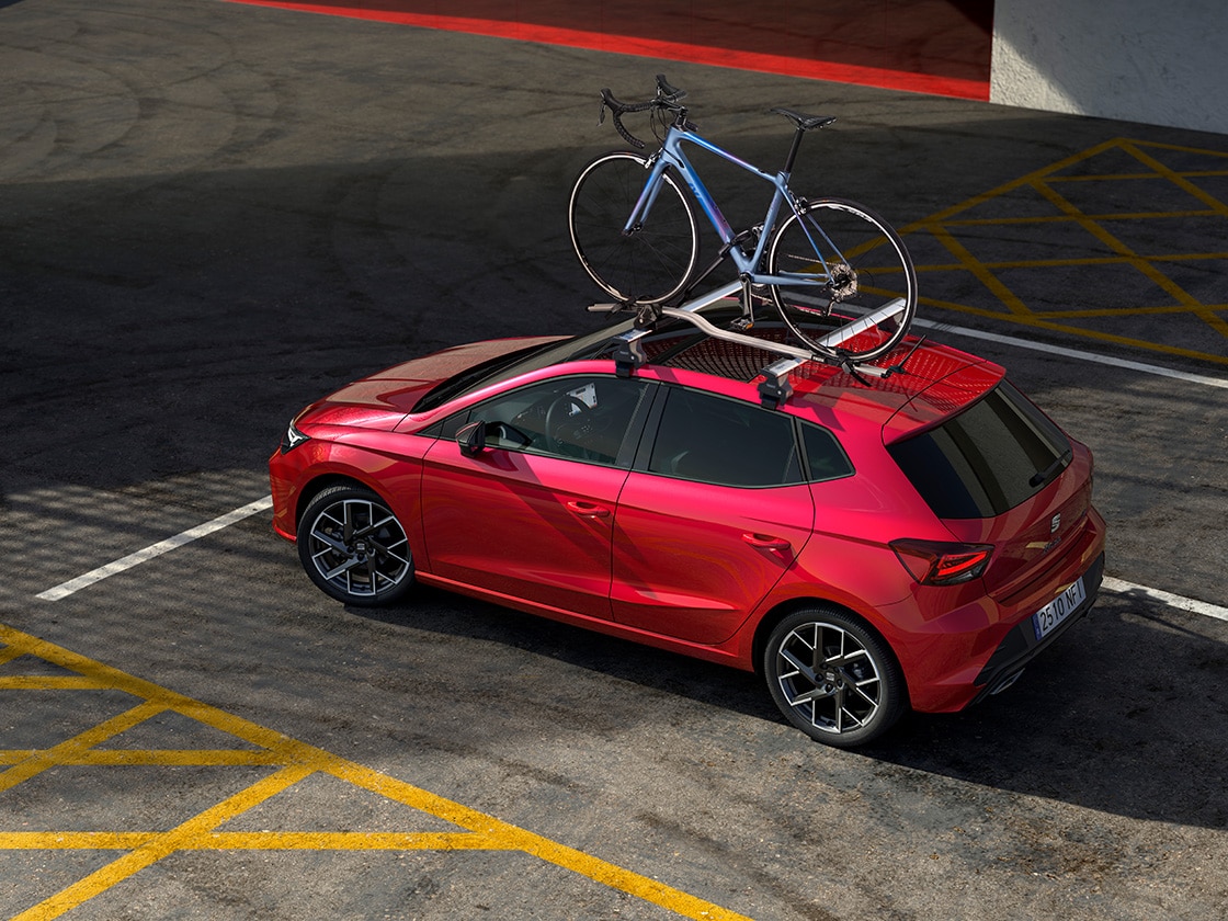 Gros plan sur le porte-vélos de la SEAT Ibiza  Gros plan sur le porte-vélos de la SEAT Ibiza
