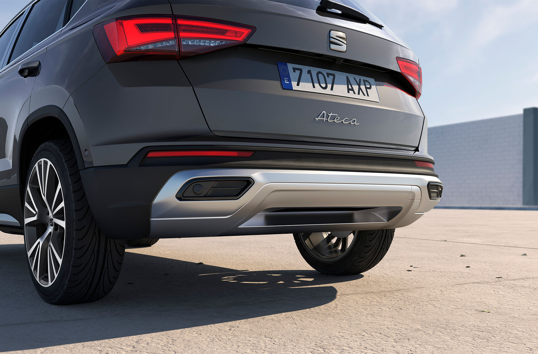 SEAT Ateca 2024 Diffuseur arrière avec sortie d'échappement intégrée