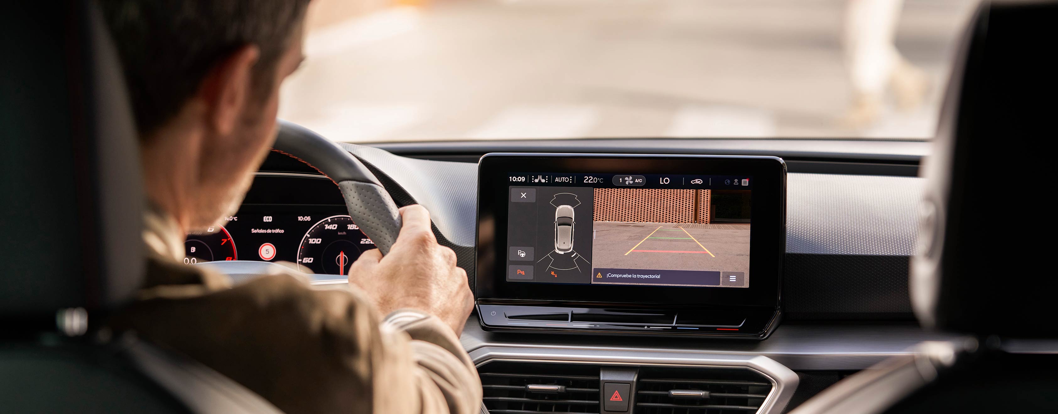 SEAT Leon Sportstourer Park Assist