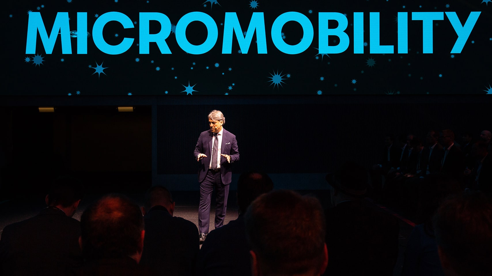 Présentation - SEAT Minimó MWC micromobilité Luca de Meo