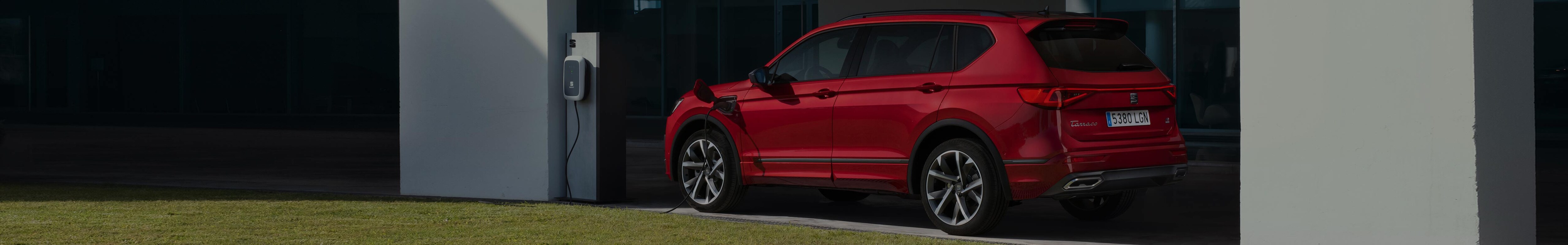 SEAT électrifie son grand SUV avec la SEAT Tarraco e-HYBRID
