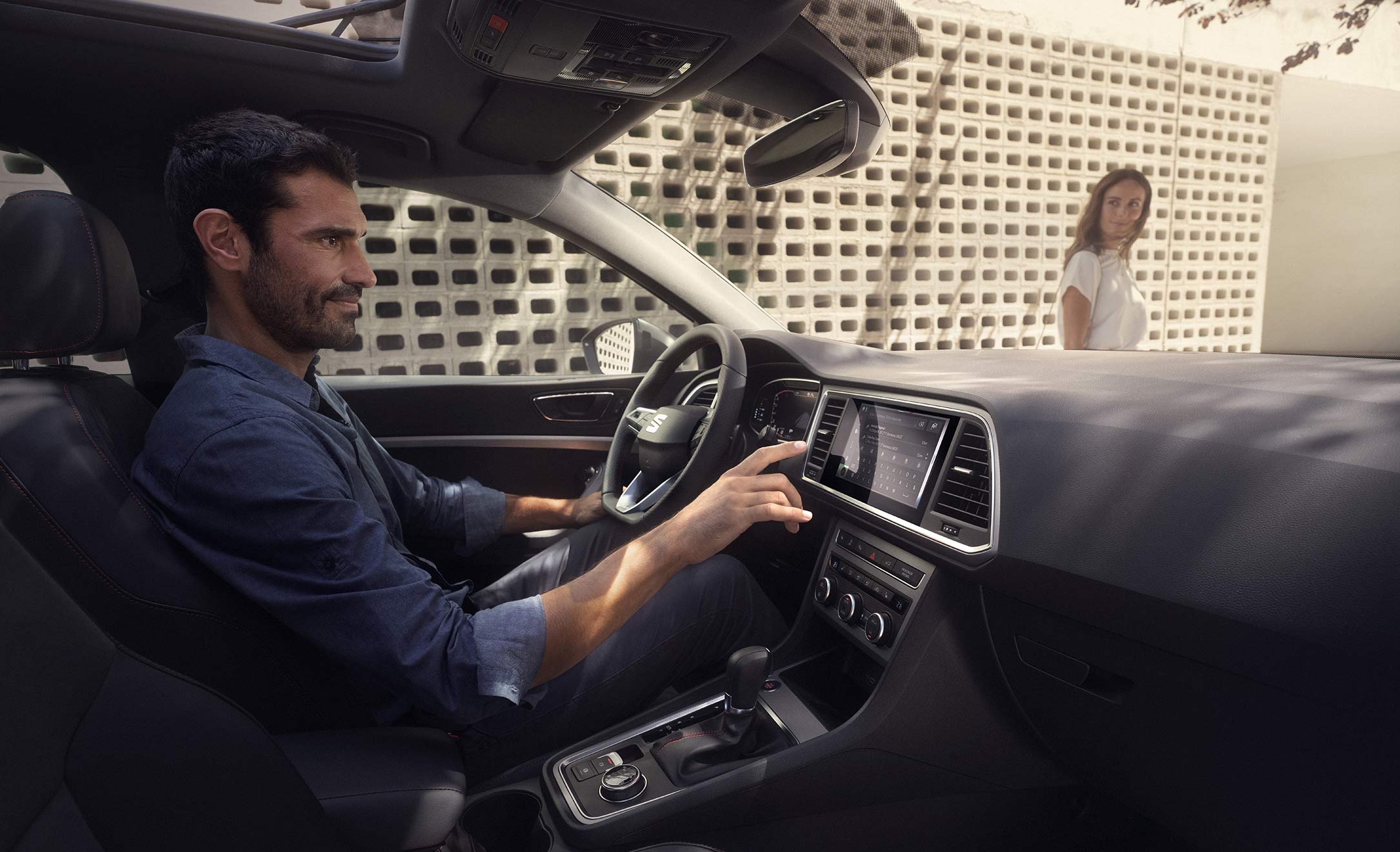 SEAT CONNECT digital cockpit services d'infotainment en ligne
